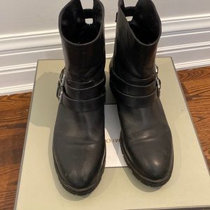 Leather black Massimo Dutti biker boots